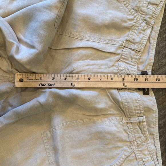 Tommy Bahama Women's 100% Linen Cargo Capri Pant Size 14 - Picture 7 of 10